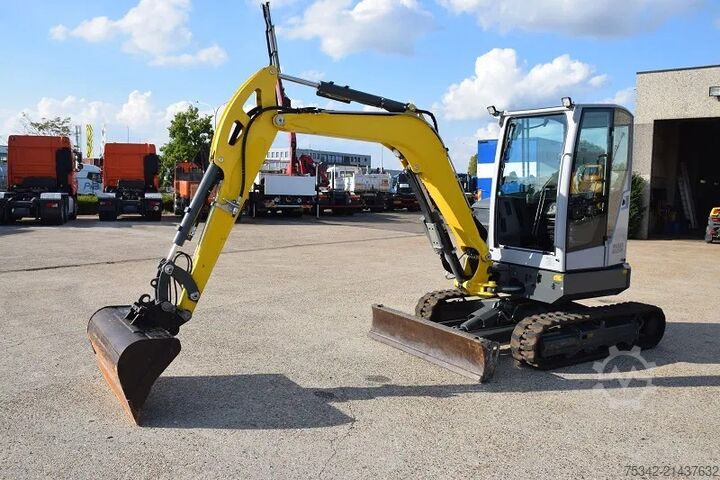 Mini excavator WACKER NEUSON 4 TON EZ36 -stock id104