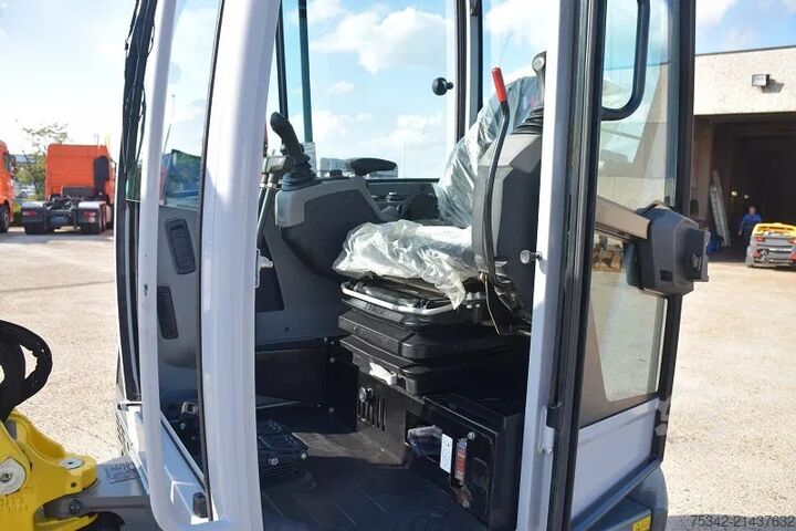 Mini excavator WACKER NEUSON 4 TON EZ36 -stock id104