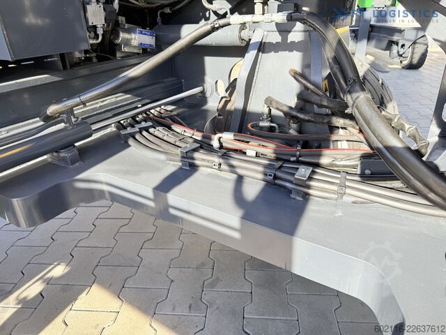 4-way forklift Combilift C5000XL GAS DUPLEX 6000MM POSITIONER