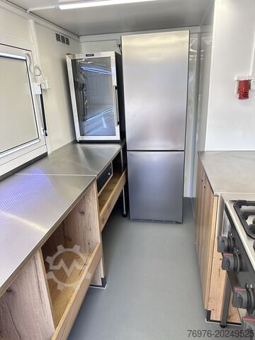 Verkaufswagen, Food Truck, Foodtruck Mercedes-Benz Foodtruck, Imbisswagen, Food Truck mit neuer Küche und Ausstattung