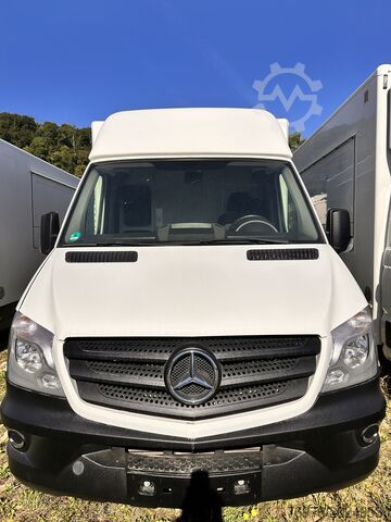 Verkaufswagen, Food Truck, Foodtruck Mercedes-Benz Foodtruck, Imbisswagen, Food Truck mit neuer Küche und Ausstattung