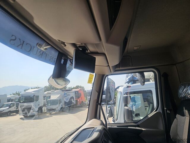 Abrollkipper DAF XB 310 FA 18 t con scarrabile Palfinger