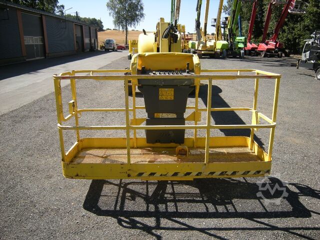 Telescopic work platform JLG 660SJ