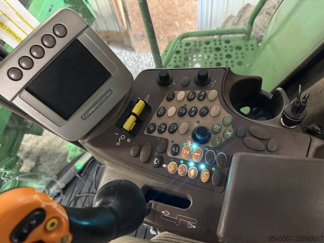 Combine harvester John Deere 9770 STS