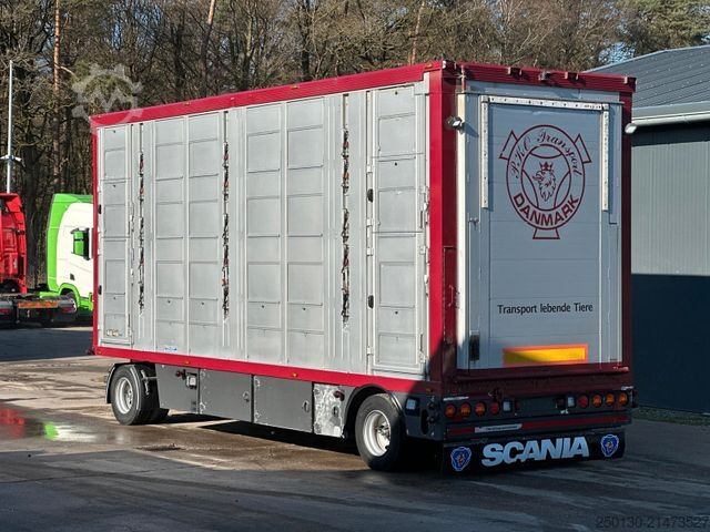 Pferdeanhänger MENKE-JANZEN DA20 4.Stock m. Aggregat Hubdach Tränke Rampe