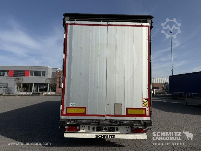 Auflieger mit Pritsche & Plane Schmitz Cargobull Curtainsider Mega Getränke