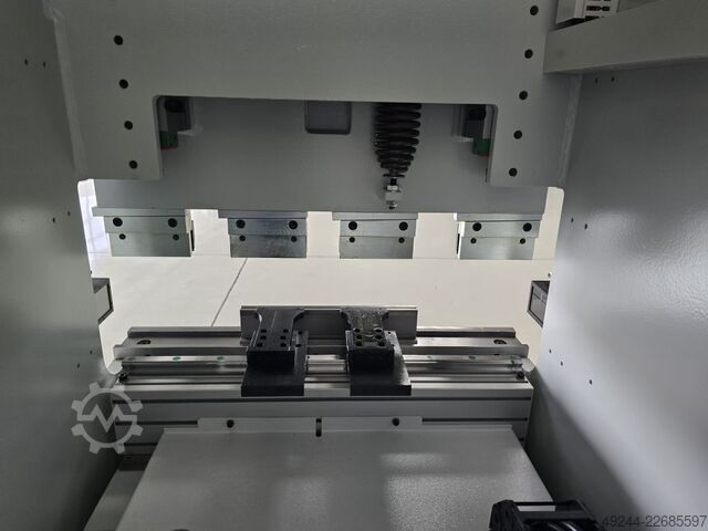 Compact electric pressbrake C9 CoastOne Cone C9