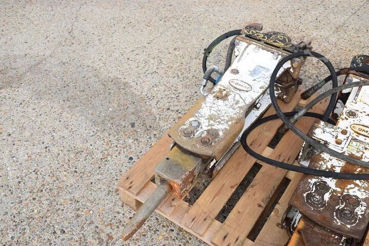 Brechmaschine Komac CW05 Komac Hammer CW05-stock id V9