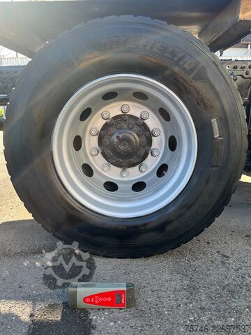 MAN TGS 26.500 FLL *Chassis* Intarder *Euro 6c* Manual gearbox MAN TGS 26.500 FLL*Chassis*Intarder*E6C*Schalter