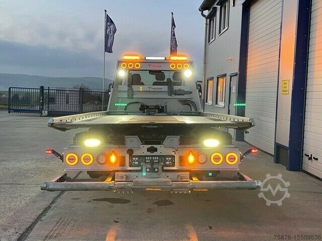 Wrecker IVECO 70C18H/P Schiebeplateau