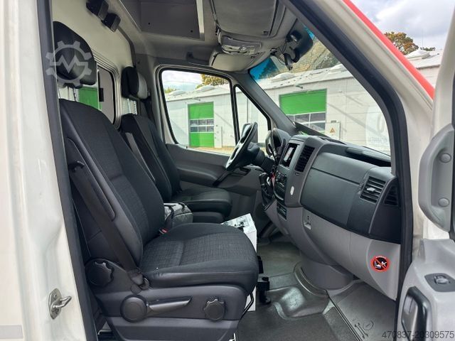 Fire truck MERCEDES-BENZ Spinter 319 CDI **4 x Auf Lager**