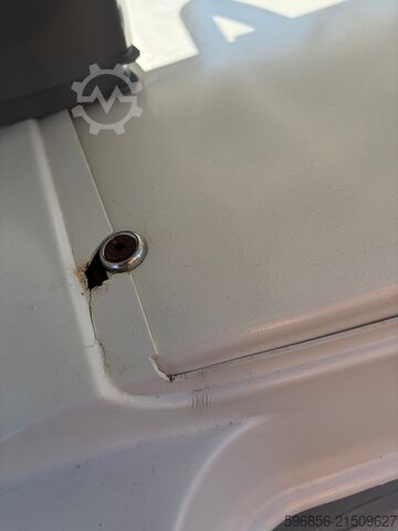 Medizinischer Transportwagen Stryker 1125 Prime Series Zoom, elektrisch Wózek transportowy medyczny Stryker 1125 Prime Series Zoom elektryczny Wózek transportowy medyczny Stryker 1125 Prime Series Zoom elektryczny