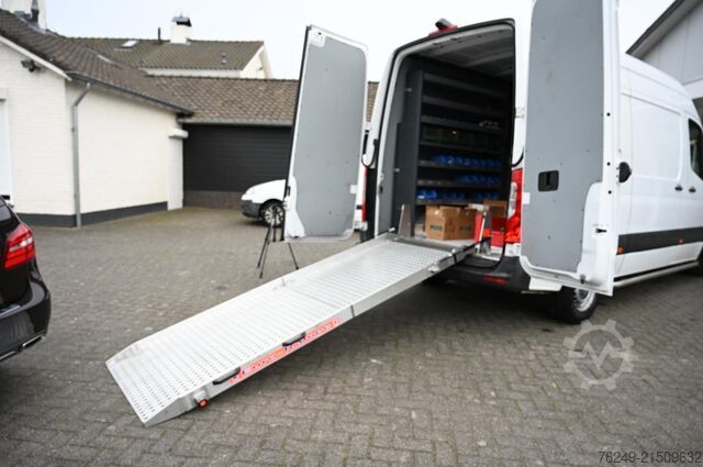High-roof van Mercedes-Benz Sprinter 311 2.2 CDI L2H2 RWD AIRCO CAMERA Werk...