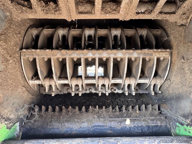 Mobile Zerkleinerungsanlage Willibald EP 5500 Shark