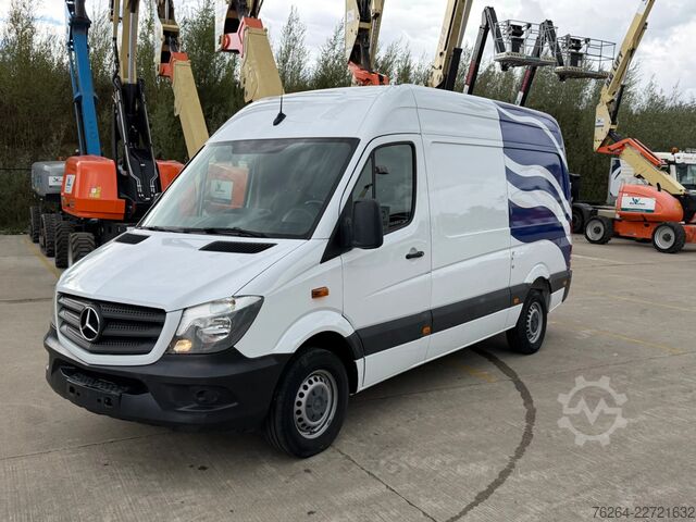 Panel van Mercedes-Benz Sprinter 214 H2L2 webasto