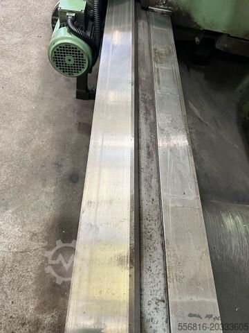 Lead/traction spindle lathe TOS Trenčín SU125
