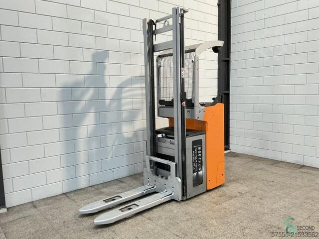 Stapler Still FXV14N