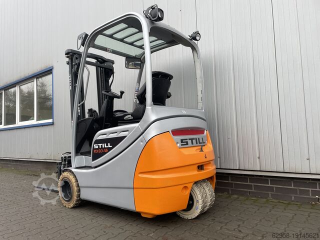 Electric 3-wheel forklift STILL RX20-18