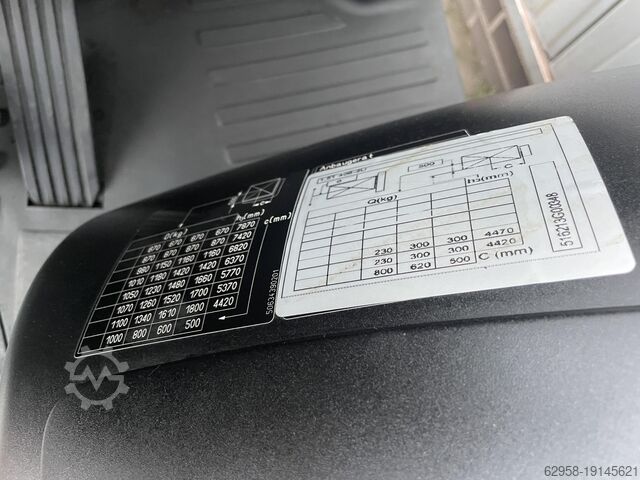 Electric 3-wheel forklift STILL RX20-18