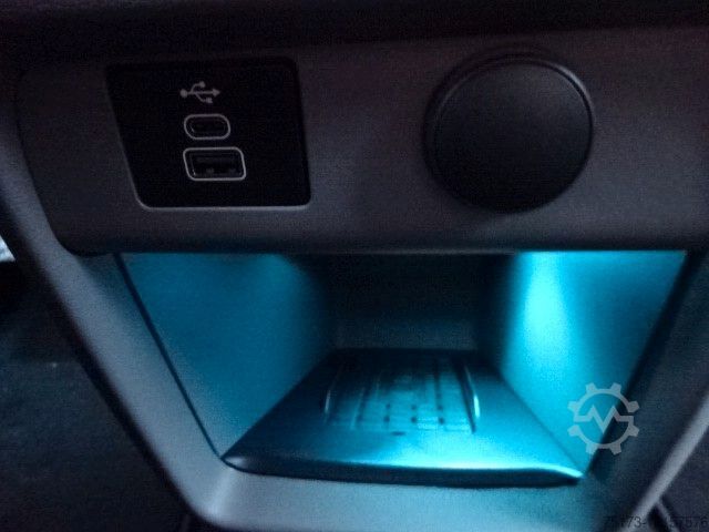 Kleinbus FORD Tourneo Custom 320L1 Sport 4x4 AHK Stndhzg Pano