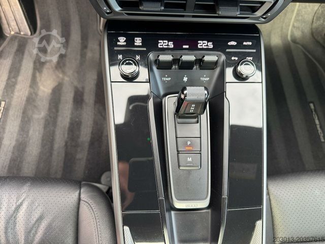 Van PORSCHE 992 / 911 CARRERA S 3.0