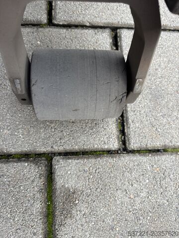 Electric Pallet Trucks Still EXU16