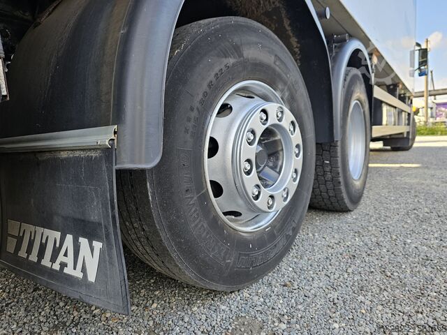 LKW mit Kühlkoffer VOLVO FM330 6x2 FRIGOBLOCK Multizone Lenk u. L