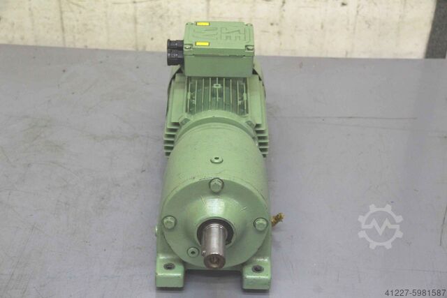 Gear motor 1.1 kW 191 rpm SEW-Eurodrive R40DT80N2TF