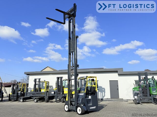 Vierwegestapler Combilift CB4500 GAS TRIPLEX 6400 FORK POSITIONER