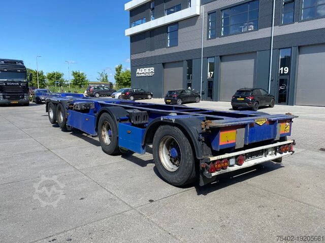 Container transport Broshuis 2Connect 2AKCC / 4 Axles / 3x Steering Axle / 2...