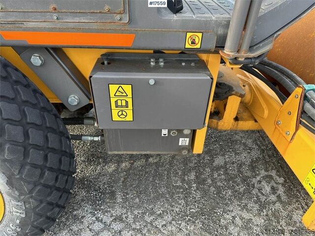 Roller Volvo SD45B Roller with only 364 hours