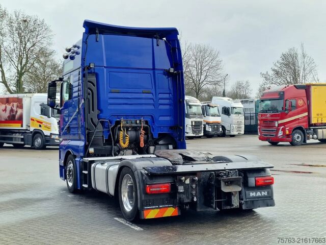 Volumen-SZM MAN TGX 18.420 Low deck - Lifting 5th wheel - Retar...