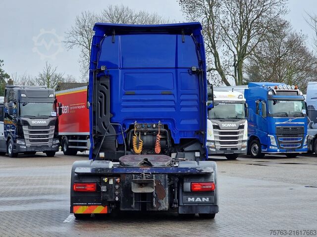 Volumen-SZM MAN TGX 18.420 Low deck - Lifting 5th wheel - Retar...