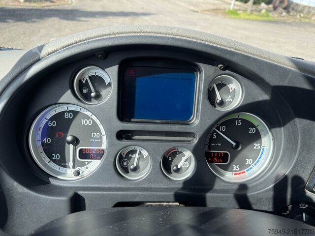 LF 45.220 12to., Koffer 5,62m, LBW 1,5to DAF LF 45.220 12to., Koffer 5,62m, LBW 1,5to