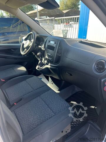 Kastenwagen MERCEDES-BENZ Vito 110 LANG 6G KLIMA TEMPOMAT 3-SITZE SCHRÄNKE