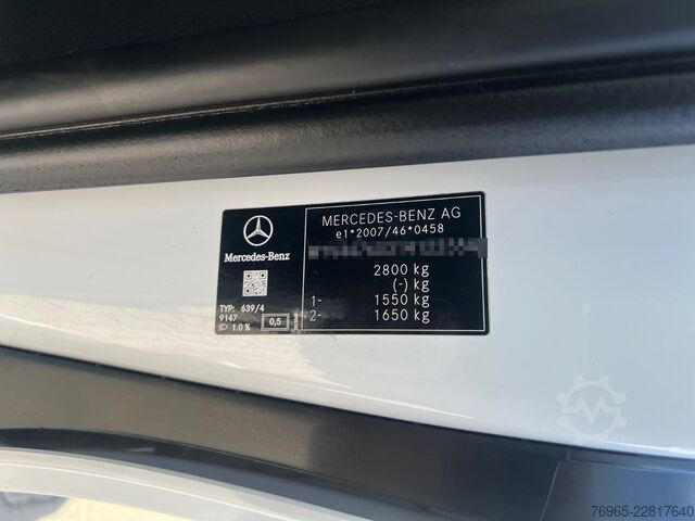 Kastenwagen MERCEDES-BENZ Vito 110 LANG 6G KLIMA TEMPOMAT 3-SITZE SCHRÄNKE