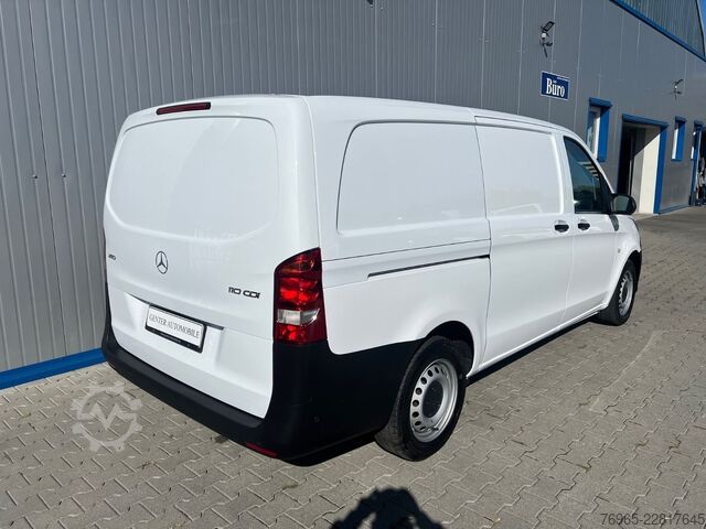 Kastenwagen MERCEDES-BENZ Vito 110 LANG 6G KLIMA TEMPOMAT 3-SITZE SCHRÄNKE