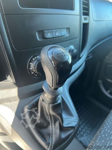 Kastenwagen MERCEDES-BENZ Vito 110 LANG 6G KLIMA TEMPOMAT 3-SITZE SCHRÄNKE
