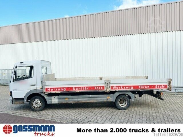 Pick-up van Mercedes-Benz Atego 818 4x2