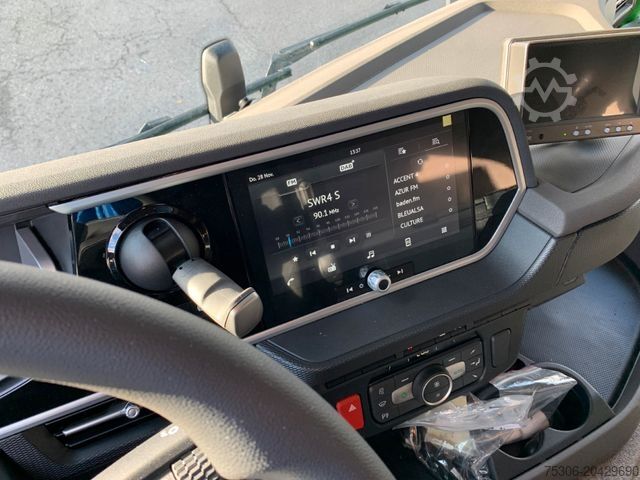 LKW mit Getränkeaufbau DAF FA XD 370 zikun Swing-Board-Aufbau