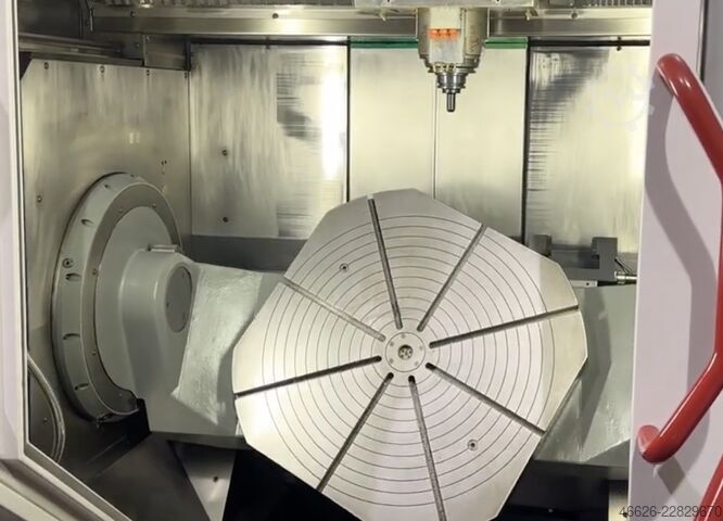 Vertikales Bearbeitungszentrum HERMLE C 40 U