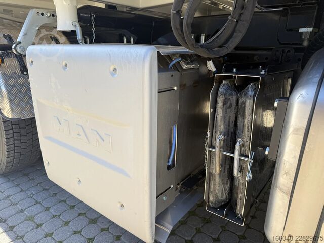 Kipper mit Kran MAN TGS 28.440 TGS 28.440 6x4-4  3-Seiten-Kipper Hi...