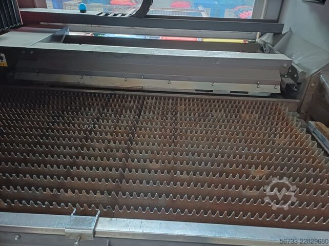 Laserschneidmaschine BYSTRONIC ByVention 3015