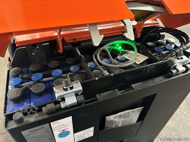Niederhubkommissionierer Toyota OSE 250 - 85 Stunden !!!!