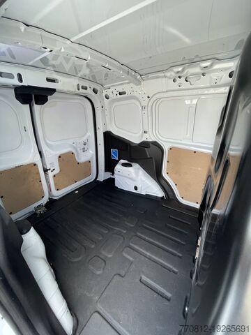 Panel van Ford Transit Courier 1.5 TDCI 100KM