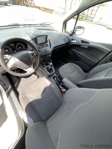Lieferwagen Ford Transit Courier 1.5 TDCI 100KM