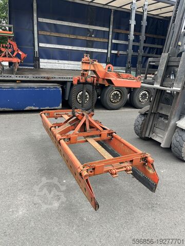 Mechanischer Greifer für Betonsteine Chwytak mechaniczny do bloczków betonowy