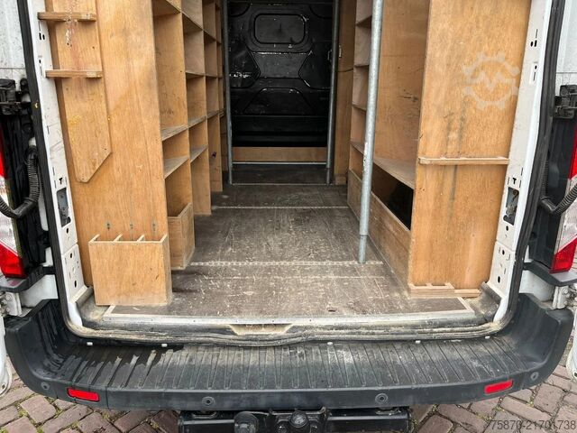 Lieferwagen Doppelkabine Ford Transit FCD