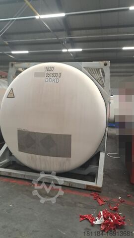 Tankcontainer Welfit Oddy 31.000 Liter V4A 2 x Domdeckel Laufsteg
