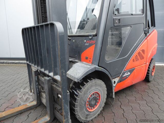 LPG Forklifts Linde H25T-02